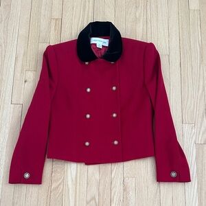 Vintage 80s 90s Jones New York red wool cropped blazer with velvet collar size 4